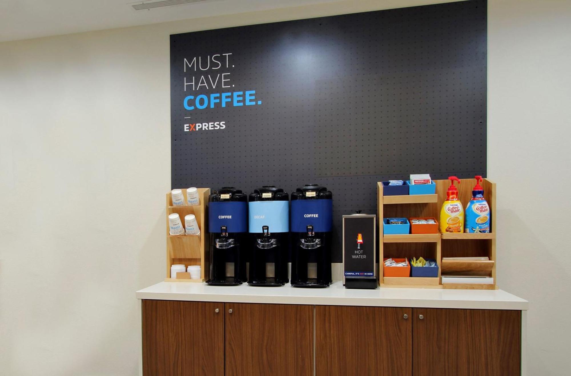 Holiday Inn Express & Suites Racine By Ihg Екстер'єр фото