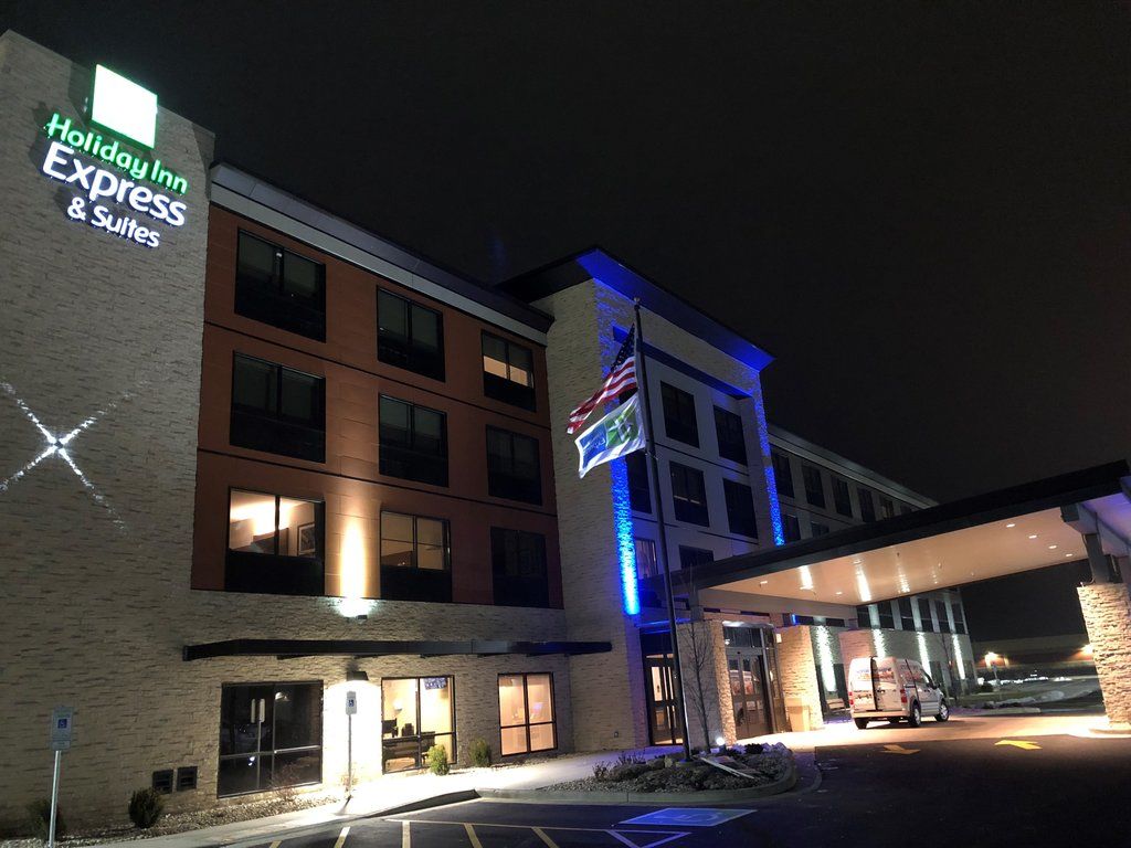 Holiday Inn Express & Suites Racine By Ihg Екстер'єр фото